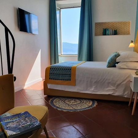 Bella Vista House-Sorrento Coast - Free Parking-Solarium Apartment Вико Екуензе Екстериор снимка
